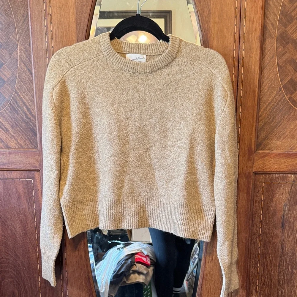 Universal Thread Cozy Tan Crew Neck Sweater